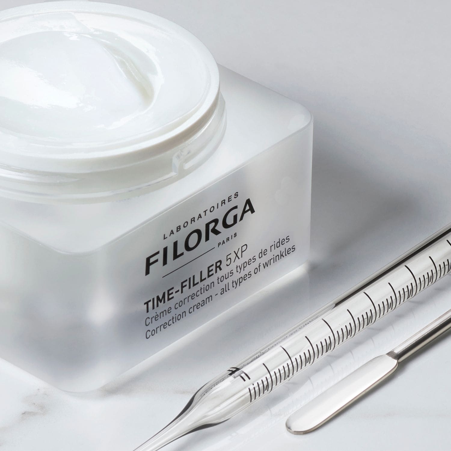 FILORGA veido kremas brandžiai, sausai-normaliai odai su ryškėjančiomis raukšlėmis TIME-FILLER 5XP CRÉME, 50 ml
