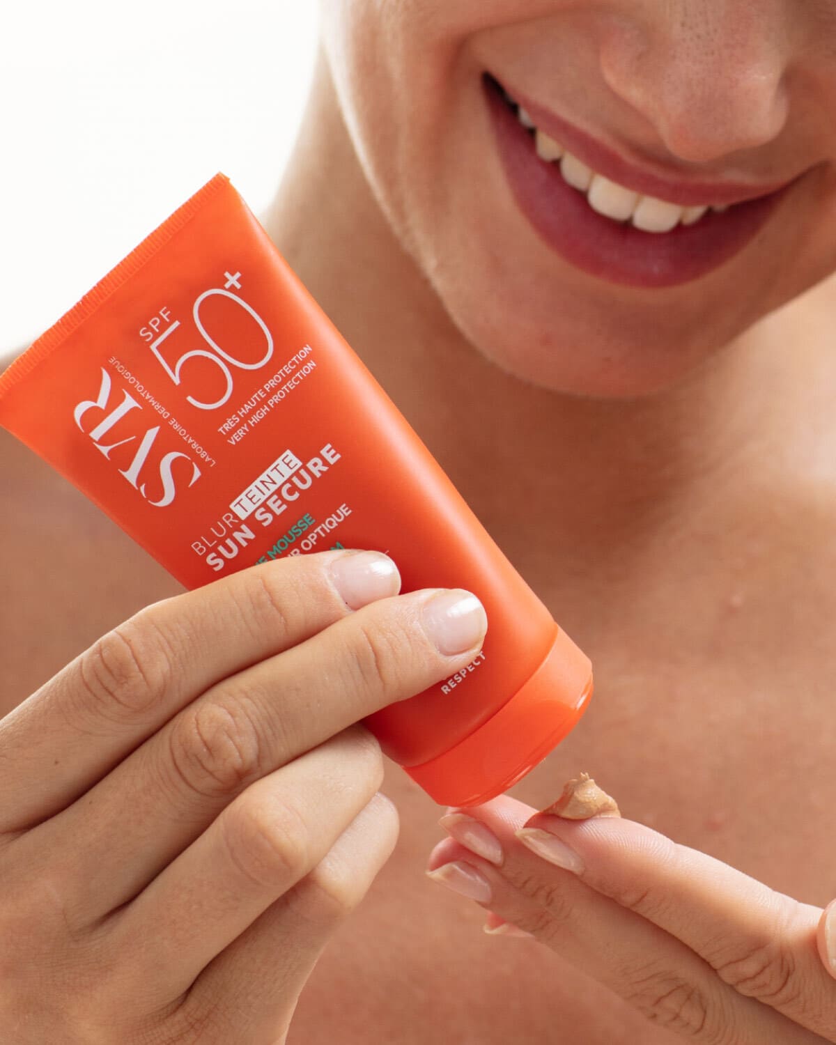 SVR veido kremas nuo saulės su atspalviu SUN SECURE BLUR TEINTE, SPF 50+