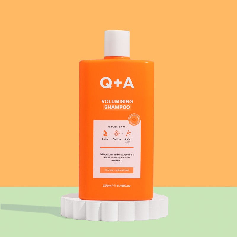 Q+A, Volumising Shampoo Apimties suteikiantis šampūnas su biotinu, 250ml
