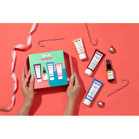 Q+A, Travel Treats Gift Set Odos priežiūros priemonių rinkinys, 1vnt