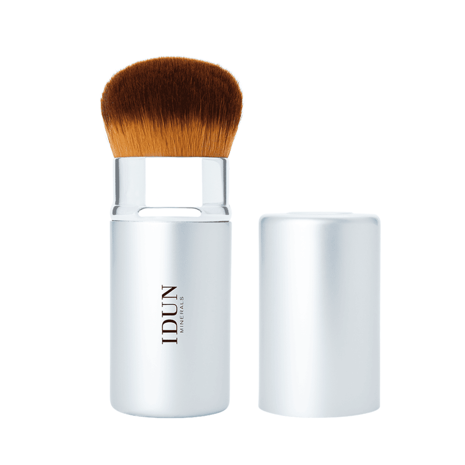 IDUN Minerals kelioninis biraus makiažo pagrindo ir pudros šepetėlis Kabuki Nr. 8002