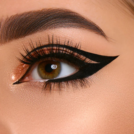 Mesauda vandeniui atsparus akių kontūro apvadasDip Liner Matte Waterproof Eyeliner, 2.5 ml